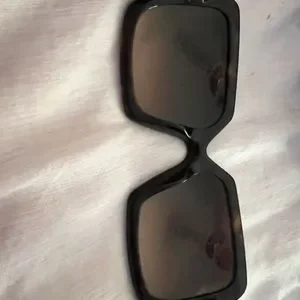 Prada sunglasses like new. Comes with case, box, eyeglass cloth and cary case. Prada Sunglasses - Etsy main image 2
